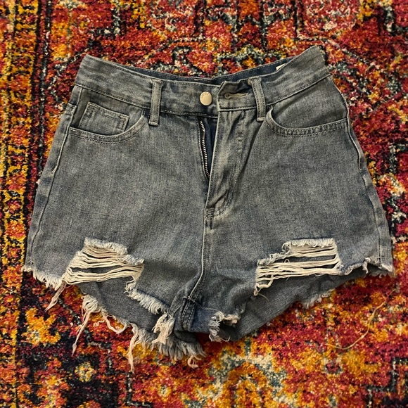 EUC SHEIN distressed jean shorts - Picture 2 of 3